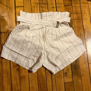 Banana Republic belted shorts - EUC!